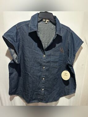 Eden & Olivia Indigo  Short-Sleeve Denim Shirt - Size L